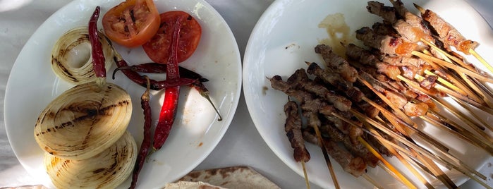 Necati'nin Yeri Çöp Şiş is one of İstanbul Bodrum Lezzet Durakları 😋.