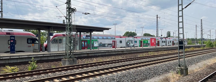 Bahnhof Troisdorf is one of Bahnhöfe.