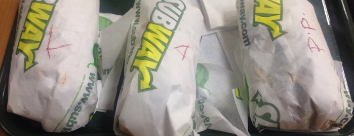 Subway is one of Comida.