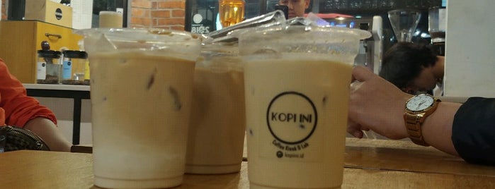 Kopi Ini Blok S is one of Coffee Shop.