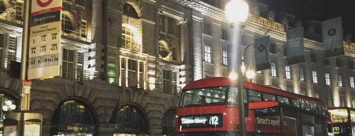 Regent Street is one of London Favourite.