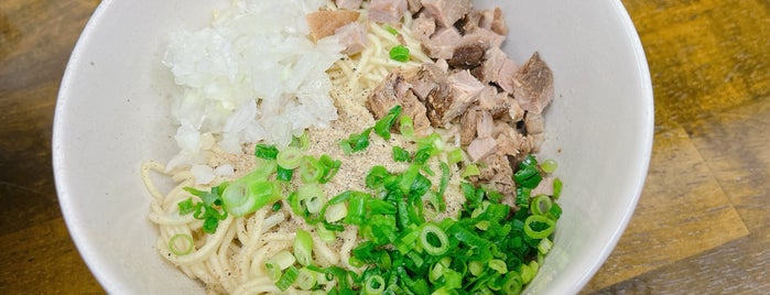 麺屋よしすけ is one of ラーメン屋さん2016.