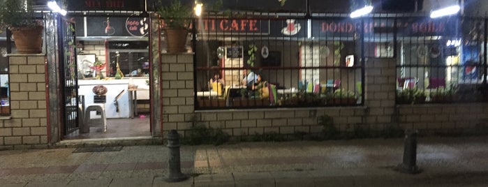 Fıtıfıtı Cafe is one of kevinさんの保存済みスポット.