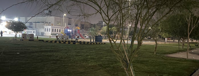 Al Wahah Promenade is one of สถานที่ที่ Meshari ถูกใจ.