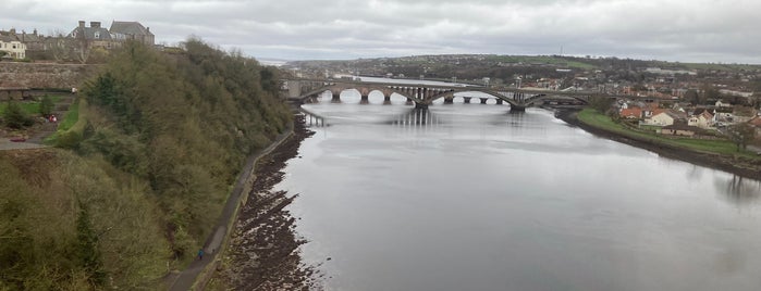 Berwick-upon-Tweed Railway Station (BWK) is one of East Coast Network.