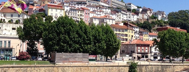 Coimbra is one of Tempat yang Disukai Marcello Pereira.