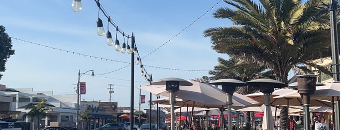 Locale 90 Neopolitan Pizza Market is one of Redondo Beach.