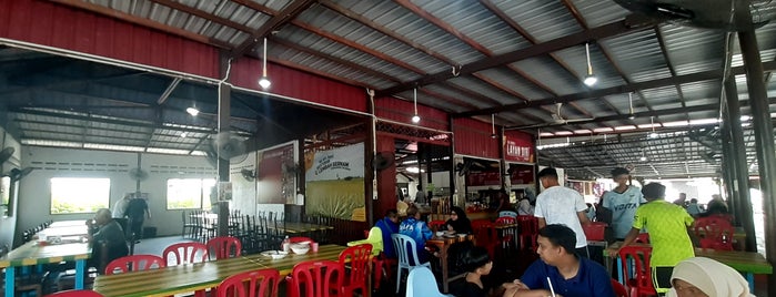 Restoran Lembah Bernam is one of Tongku.