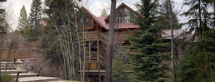 Triple Creek Ranch is one of Hotels.