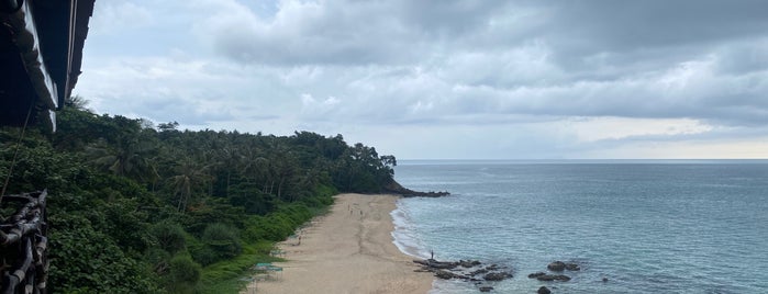 Diamond Cliff Beach Restaurant & Bar is one of Koh Lanta.