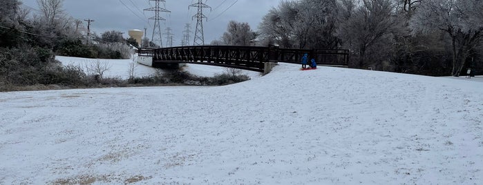 Preston Ridge Trail is one of Dallas Parks.