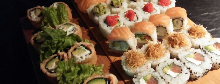 Sushi Town is one of Max'ın Beğendiği Mekanlar.