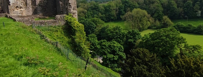 Richmond Castle is one of Lake Area.