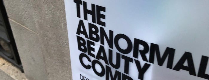 DECIEM, The Abnormal Beauty Company is one of Denizさんのお気に入りスポット.