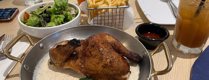 Poulet Braserrie is one of S’s Liked Places.