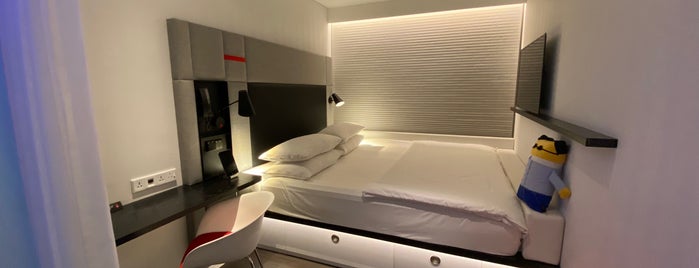 citizenM Kuala Lumpur is one of KL mid-range hotels and motels.