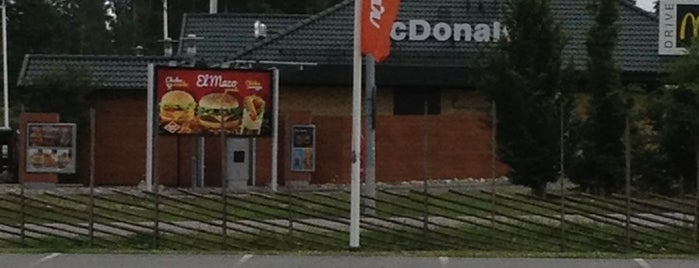 McDonald's is one of Lieux qui ont plu à Diana.