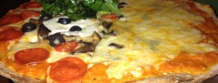 Osteria Marguerita. Pizza a La Leña is one of Posti che sono piaciuti a Pedro.