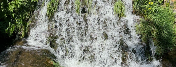 Edessa Waterfalls is one of Лето.