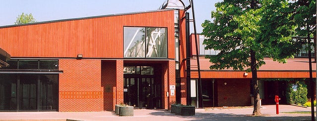 Bibliothèque de l'Île des Soeurs is one of Nos bibliothèques.