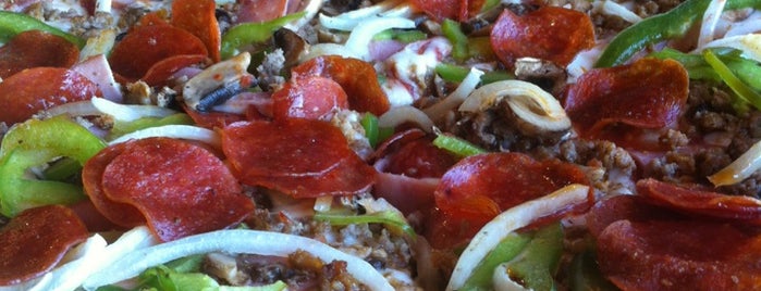 Johnny's New York Style Pizza is one of How to enjoy Warner Robins!.