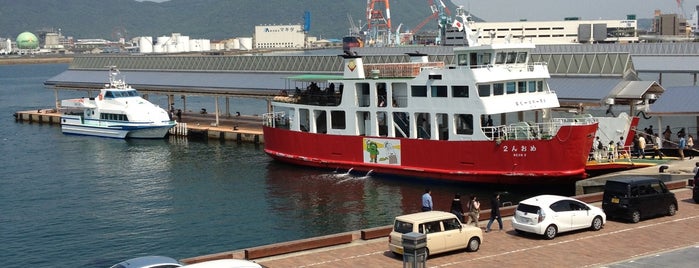 Takamatsu Port High Speed Boat Pier is one of Setouchi Triennale 2013 | Kinki.