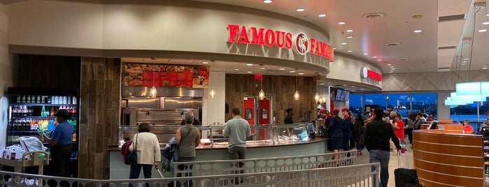 Famous Famiglia Pizzeria is one of MCO Shopping/Dining.