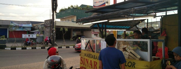 Martabak Sinar Senayan is one of 20 favorite restaurants.