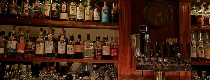 Del Monte Speakeasy is one of LA cocktail bar.