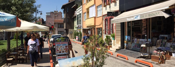 küçük ayasofya art cafe is one of Istanbul.