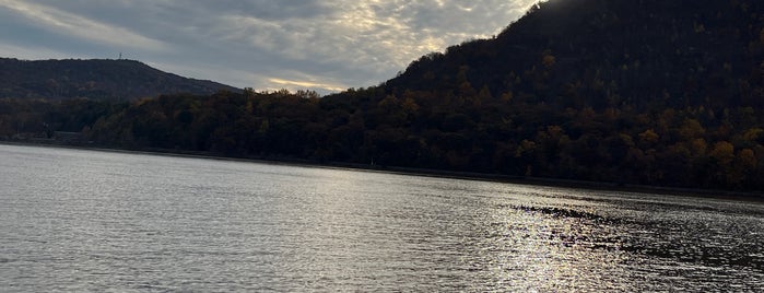 Cold Spring Waterfront is one of Hudson Valley.