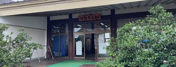 Tsugaru-Onoe Station is one of 東北の駅百選.