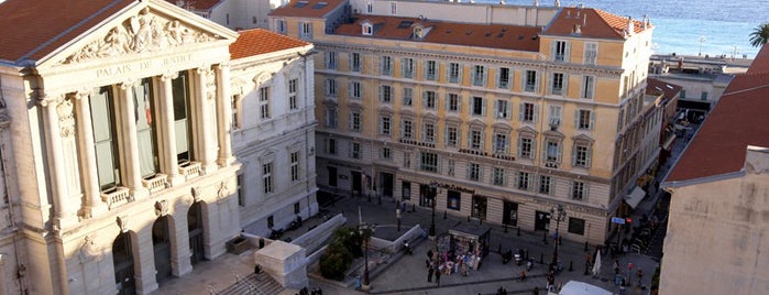 Place du Palais de Justice is one of Que faire à Nice.