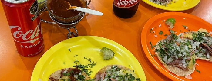 Taquería Álvaro Obregón is one of tacos recomendados por chefs.