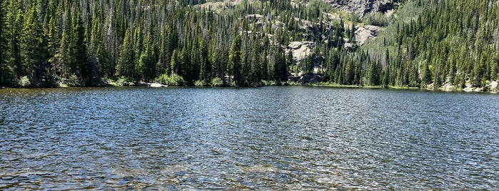 Emerald Lake is one of Lakes.
