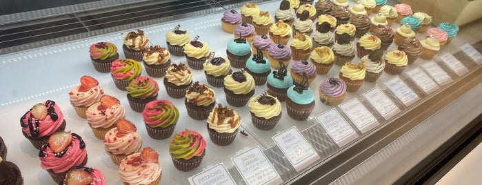 LOLA'S Cupcakes is one of Tokyo.