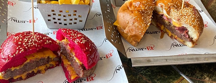 Nusr-Et Burger is one of Özlem’s Liked Places.