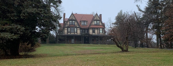 Montclair Historical Society: Schultz House is one of Lugares favoritos de BECKY.