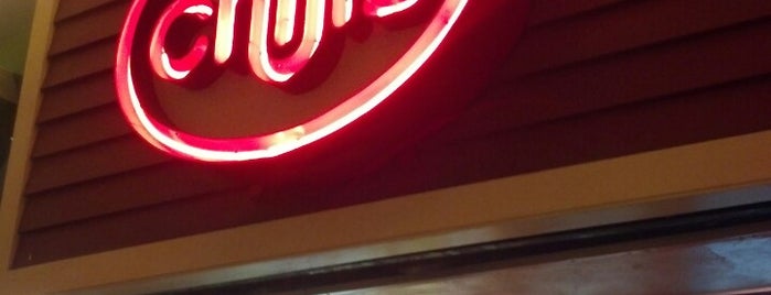 Chili's Grill & Bar is one of Tempat yang Disukai J. Santiago.