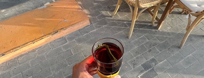 شاي خادر is one of Riyadh shit.