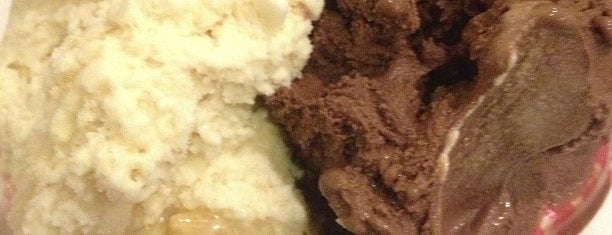 Dolce Ice Cream and Gelato is one of Locais curtidos por Paulette.