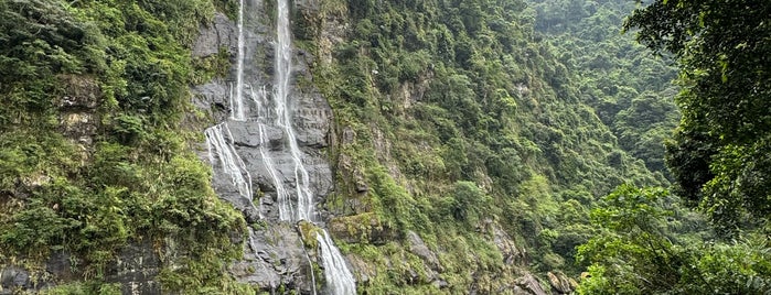 Wulai Waterfall is one of Taiwan Maybe.