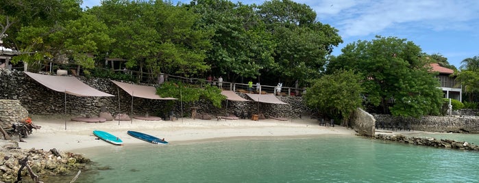 Isla Grande is one of Colombia.
