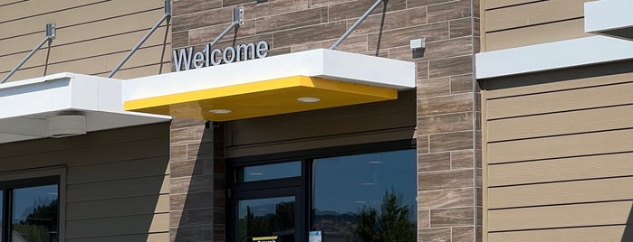 McDonald's is one of The Dalles, Oregon.