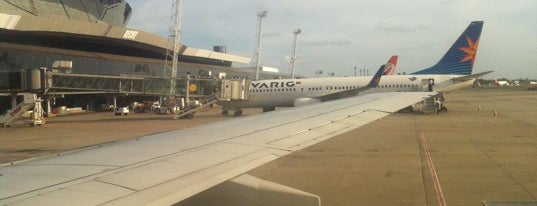 Aeropuerto Internacional de Recife-Guararapes (REC) is one of Brasil.