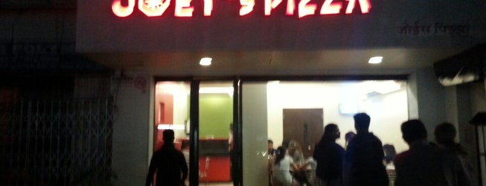 Joeys Pizza is one of Orte, die Kunal gefallen.