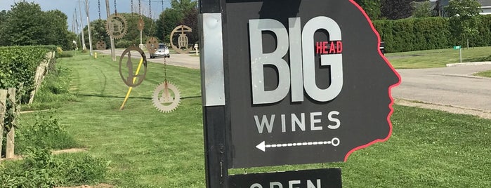 Big Head Winery is one of สถานที่ที่ Tracey ถูกใจ.