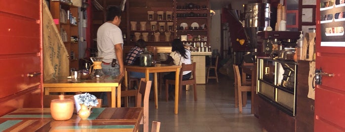 Caracol Púrpura Café is one of Neto'nun Kaydettiği Mekanlar.