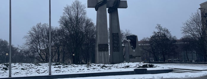 Pomnik Ofiar Czerwca 1956 is one of Poznań.
