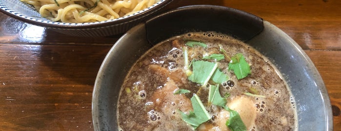 麺屋 やま昇 住吉店 is one of ラーメン.